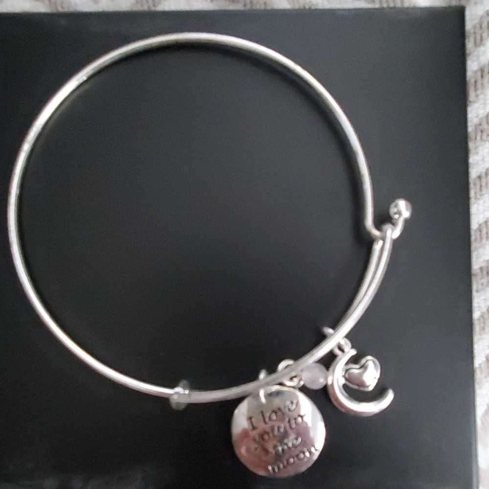 Charm bracelet